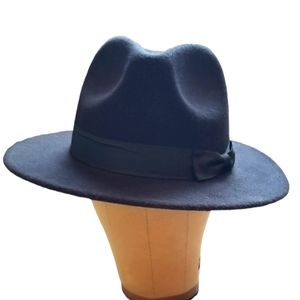 Bow Decorated Panama Fedora Hat